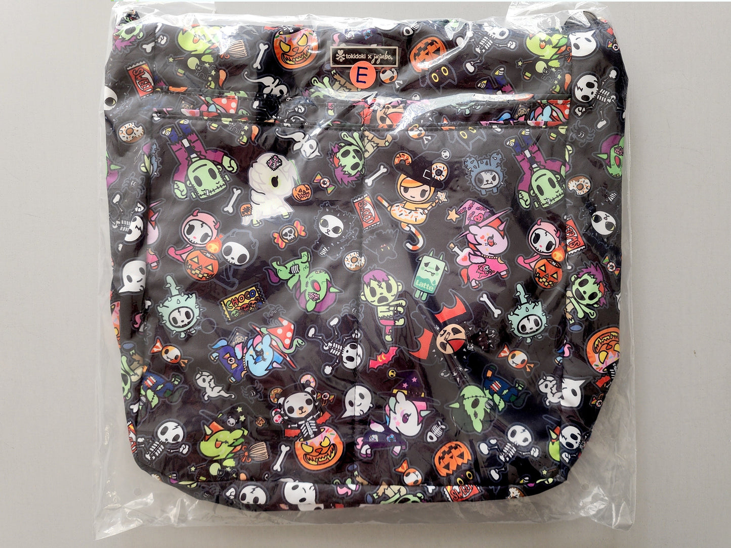 Tokidoki Spooktakular Kawaii Be Light [E]