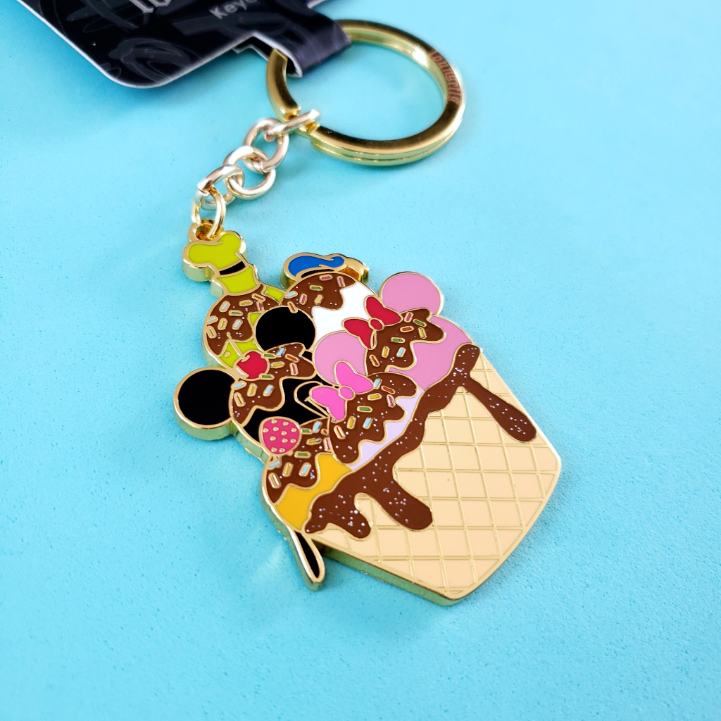 closeup loungefly disney sunday keychain