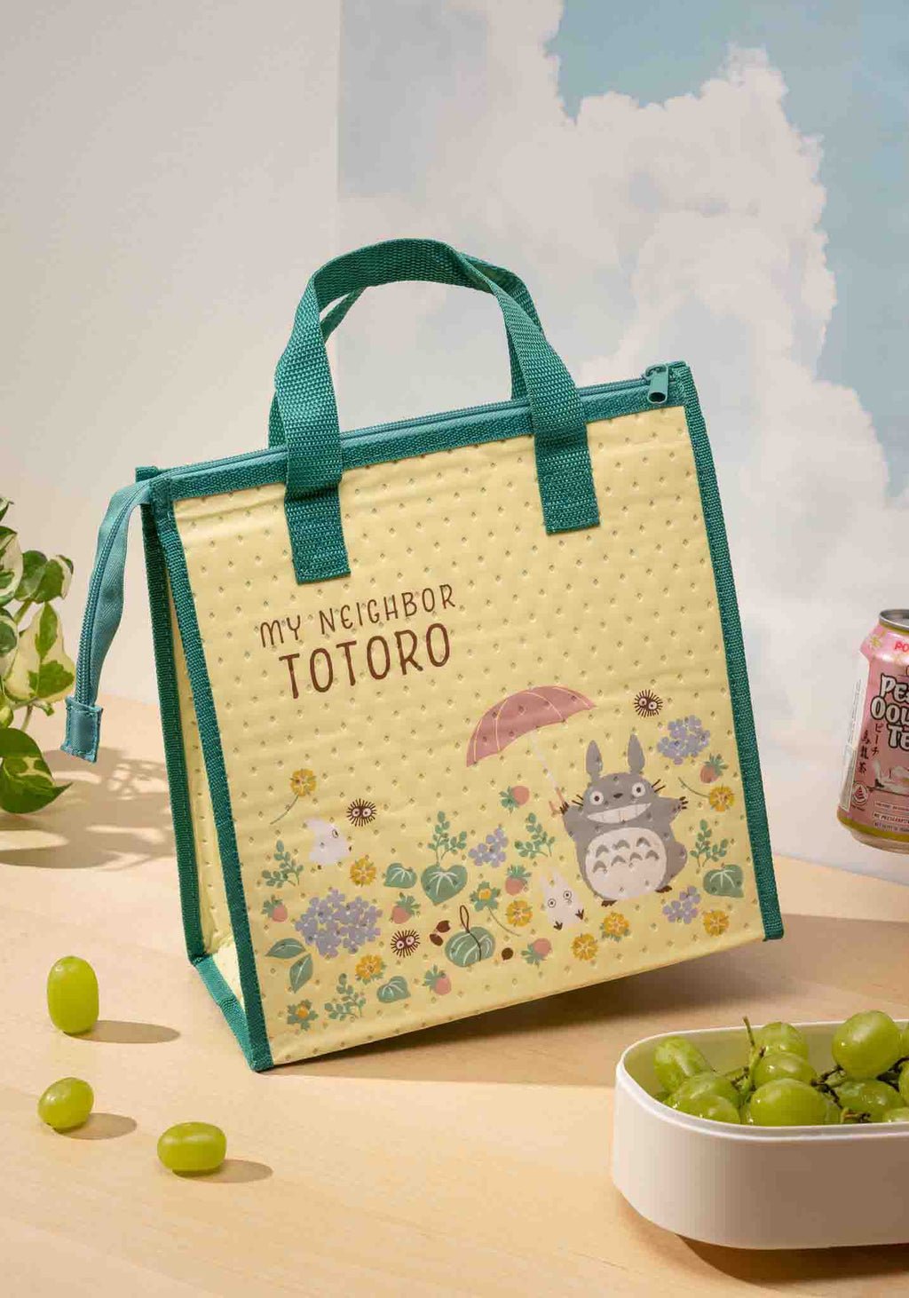 My Neighbor Totoro: Flower Field Insulated Lunch Bag