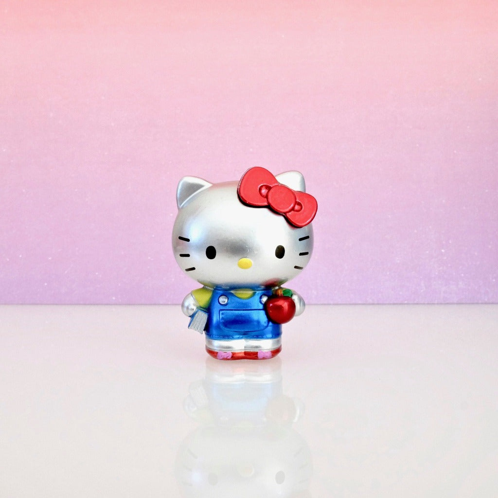 unboxed Classic Hello Kitty Metalfig front view